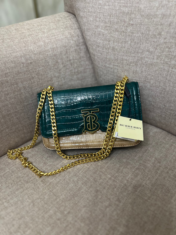 شنطة ماستر كوبي نوع بيربيري