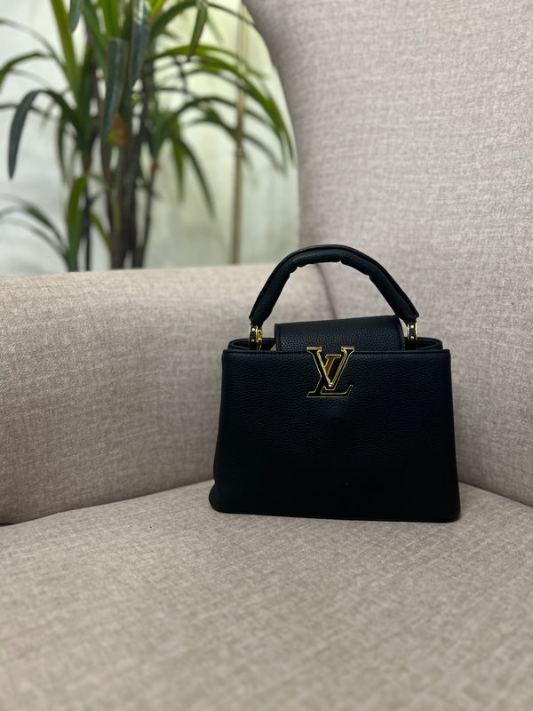 شنطة ماستر كوبي ستاتي من نوع إل في